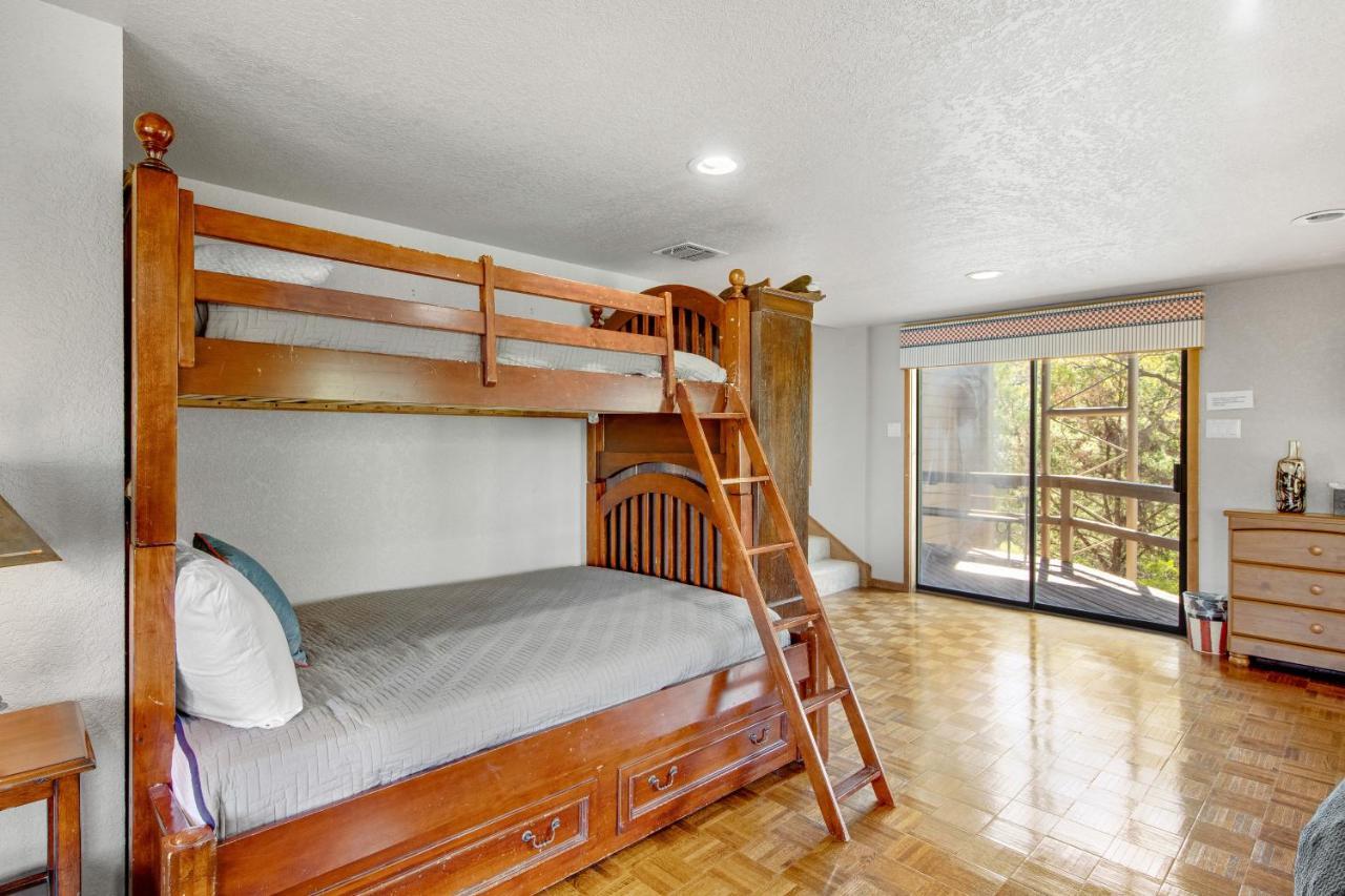 Вилла Spicewood Treehouse Экстерьер фото